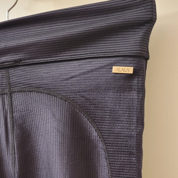 NWT Alala Raya rib legging - Picture 9 of 11